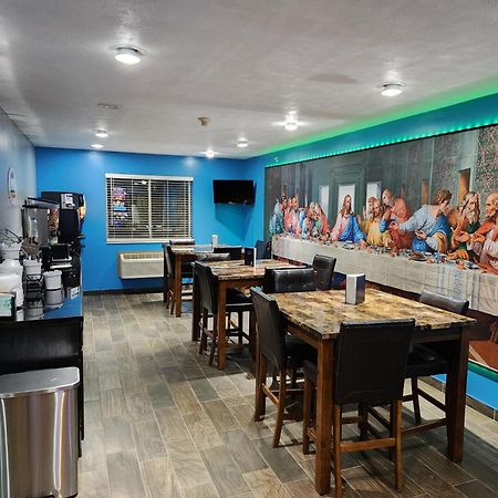 Super Star Inn & Suite Lincoln Crete Bagian luar foto